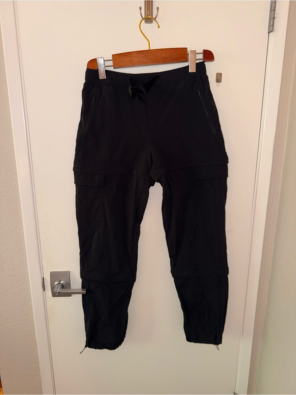 Athleta Black Convertible Cargo Jogger Pants (s)